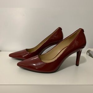 MICHAEL KORS Red Pumps